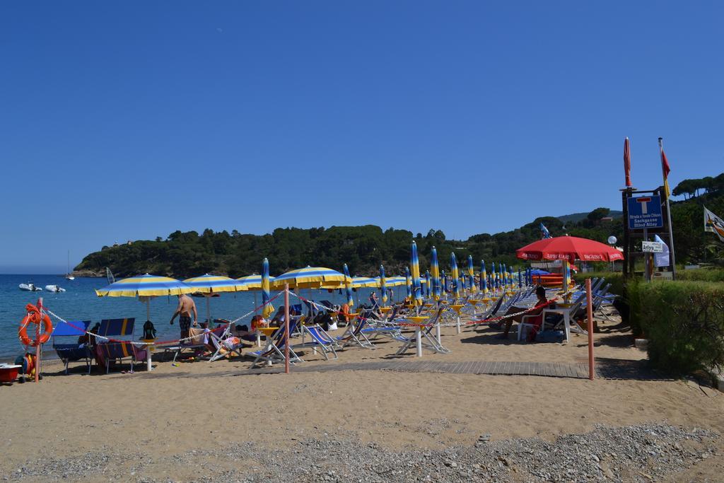 Terrazza Su Naregno Apartment Capoliveri  Bagian luar foto
