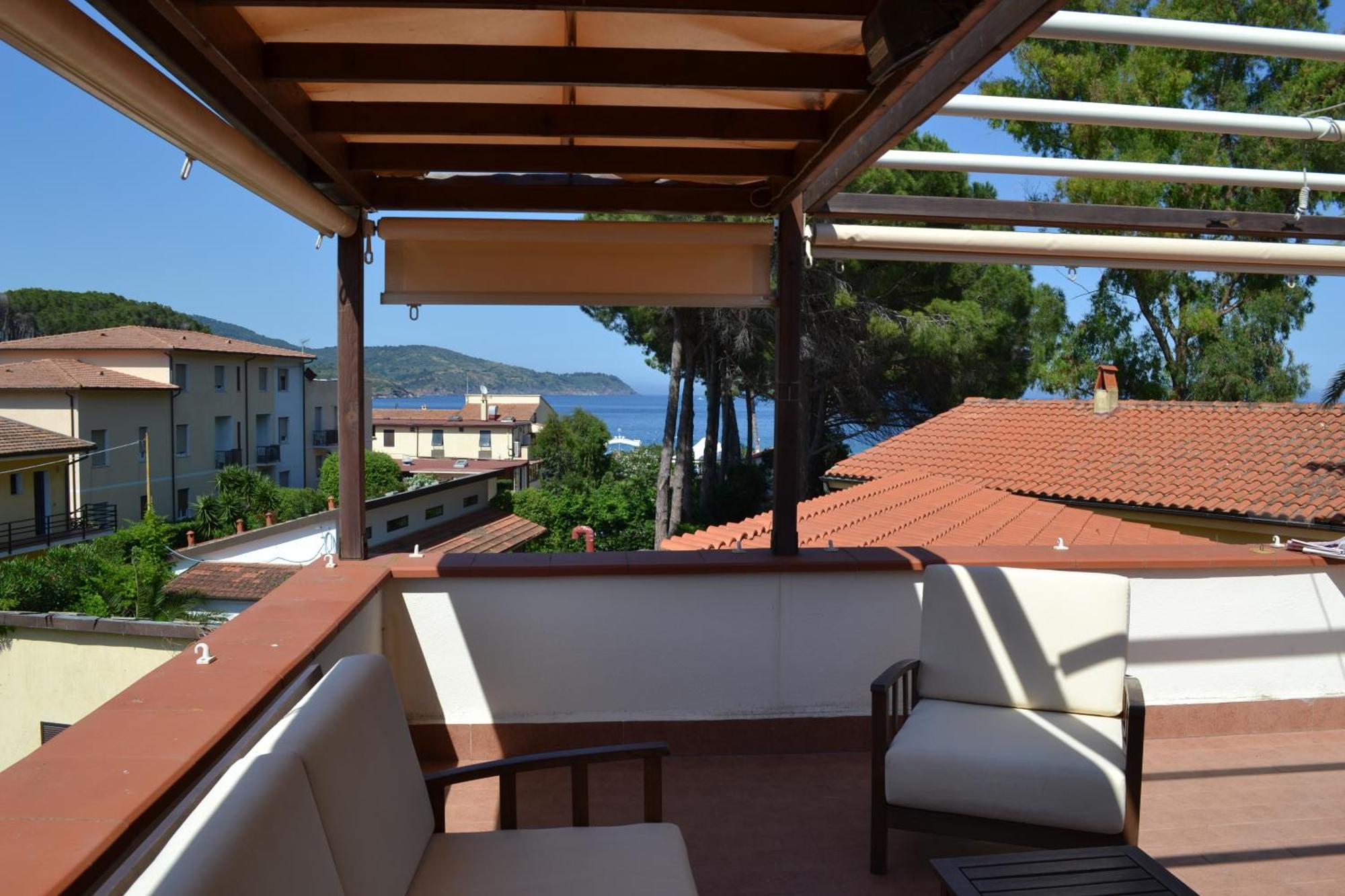 Terrazza Su Naregno Apartment Capoliveri  Bagian luar foto